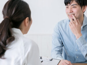 町田歯科ではカウンセリングを行った上で患者さんの状況を詳しく把握し、一人ひとりに合った適切な処置を行います