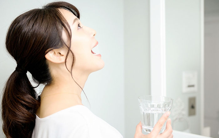 風邪で歯茎が腫れた時のセルフケア:うがい