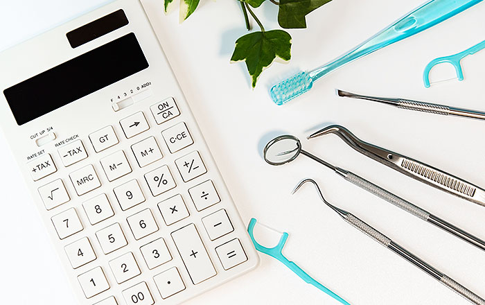 スマーティー矯正のメリット:費用が安い